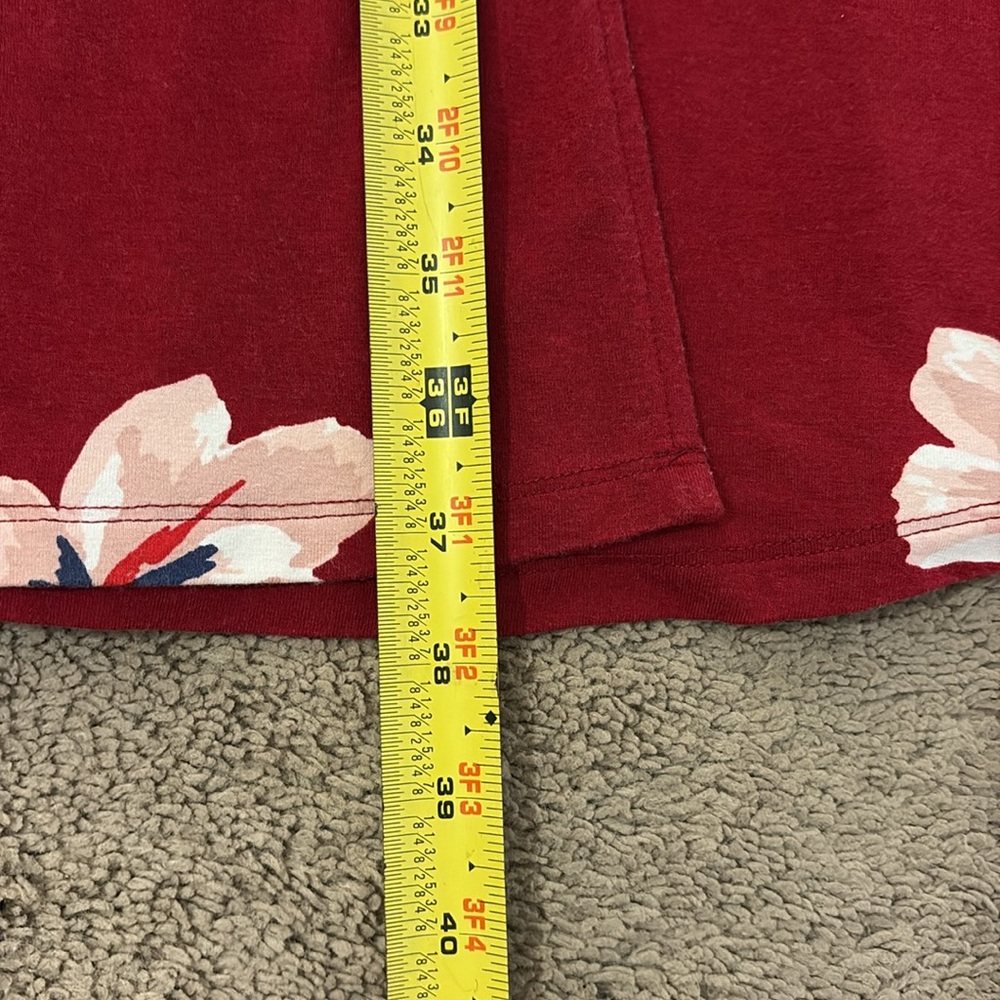 Old Navy Red floral wrap dress v neck stretch with sleeves - Picture 9 of 13
